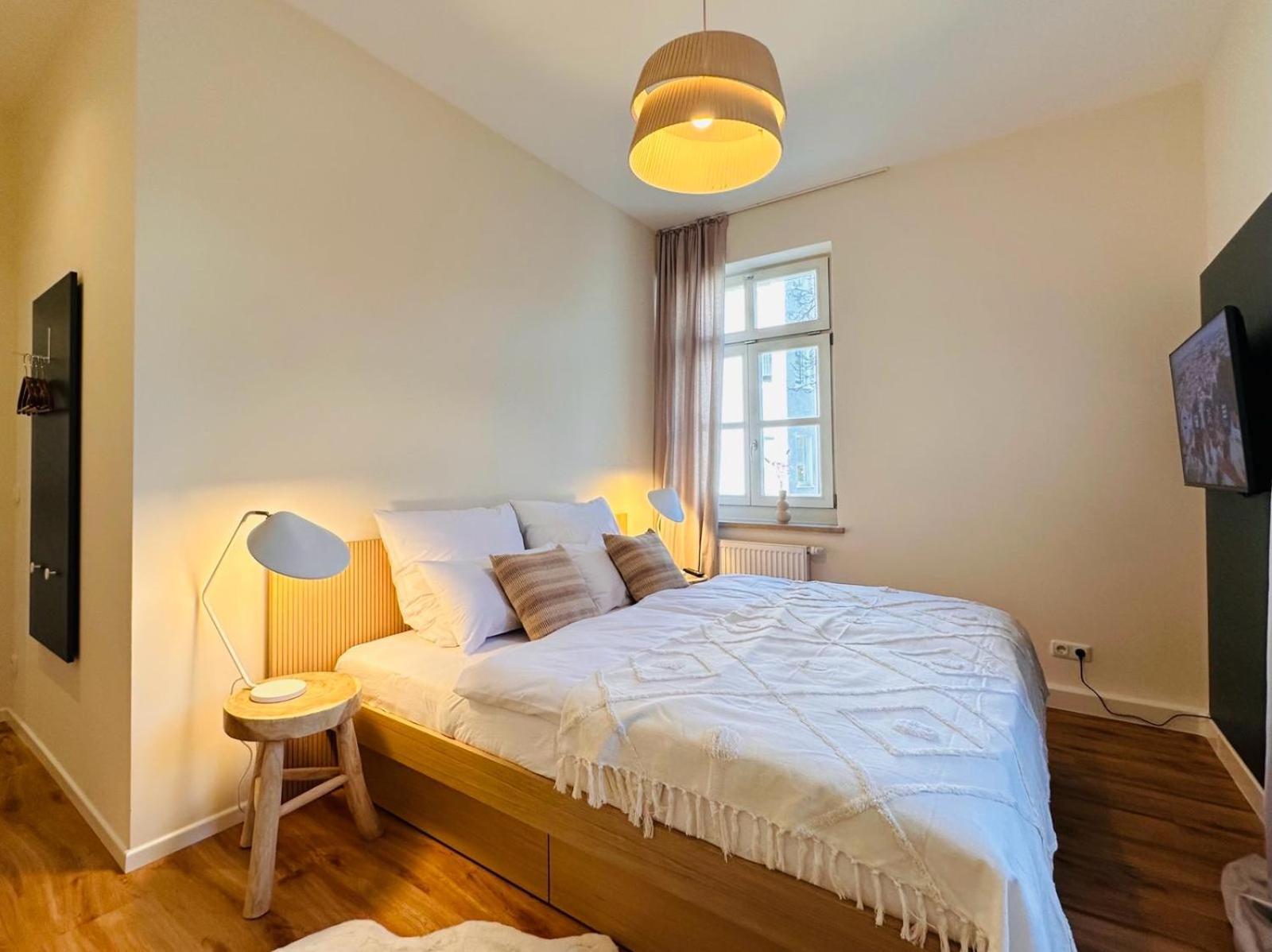 Grosszuegig Und Super Zentral Apartment Regensburg Luaran gambar